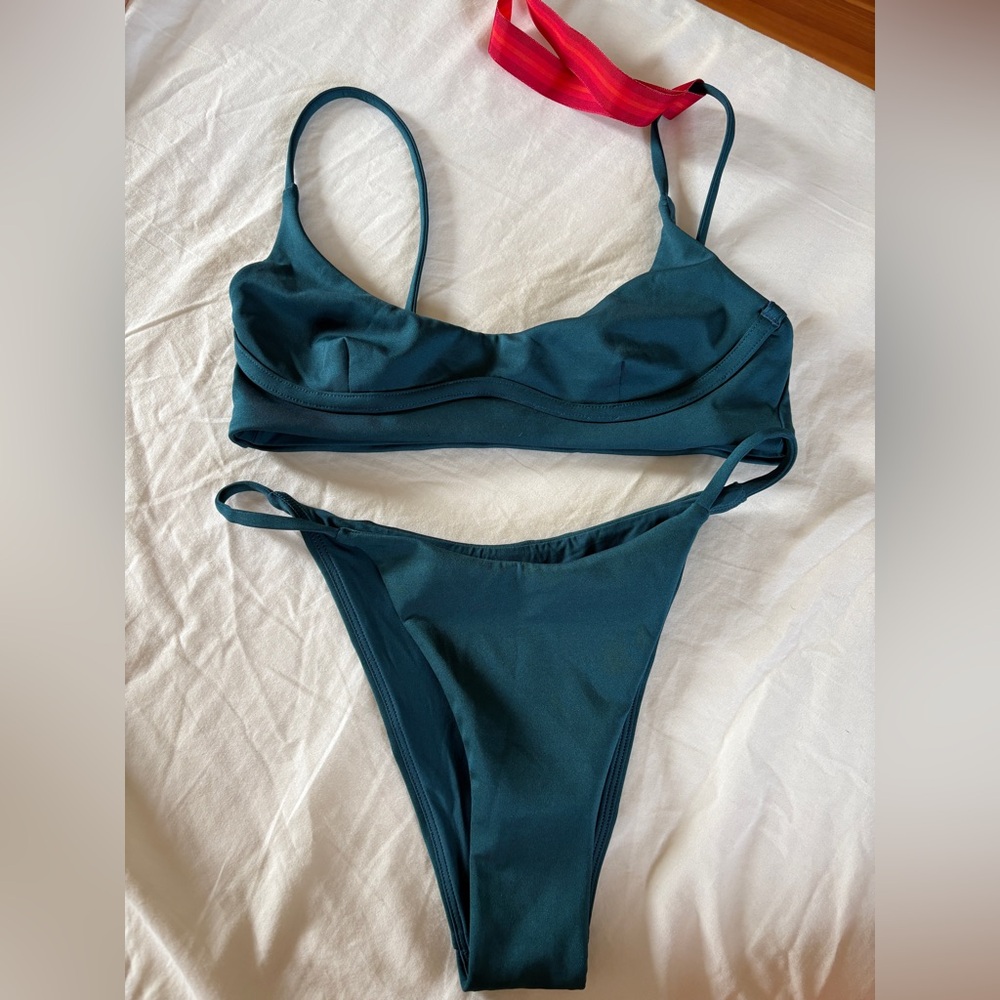 NWT Left on Friday Suit S